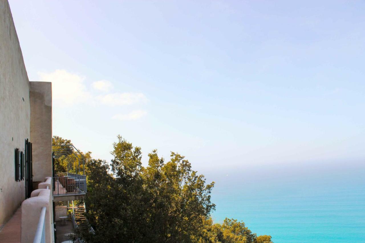 Castello Di Populonia Villa A Mare Exterior foto
