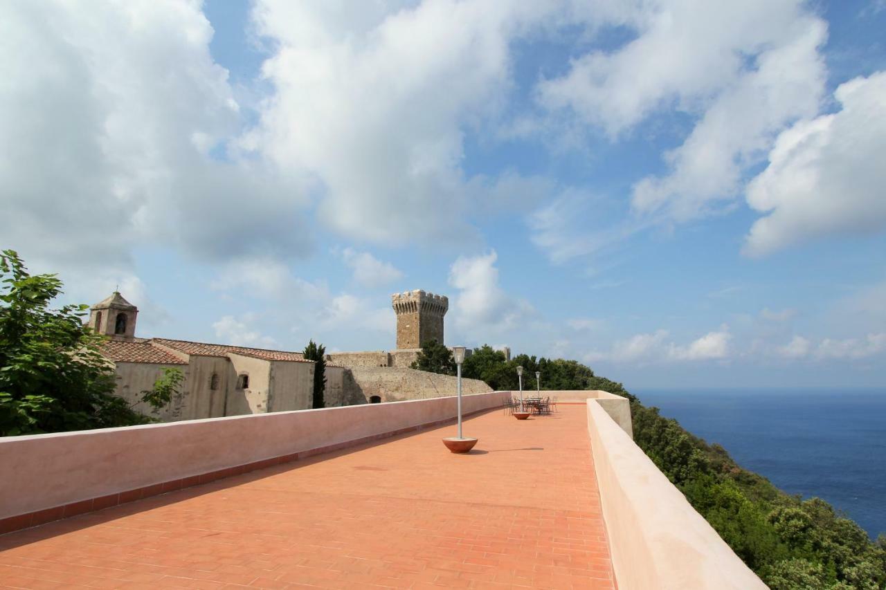 Castello Di Populonia Villa A Mare Exterior foto
